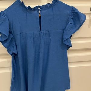 Blu pepper top NWT